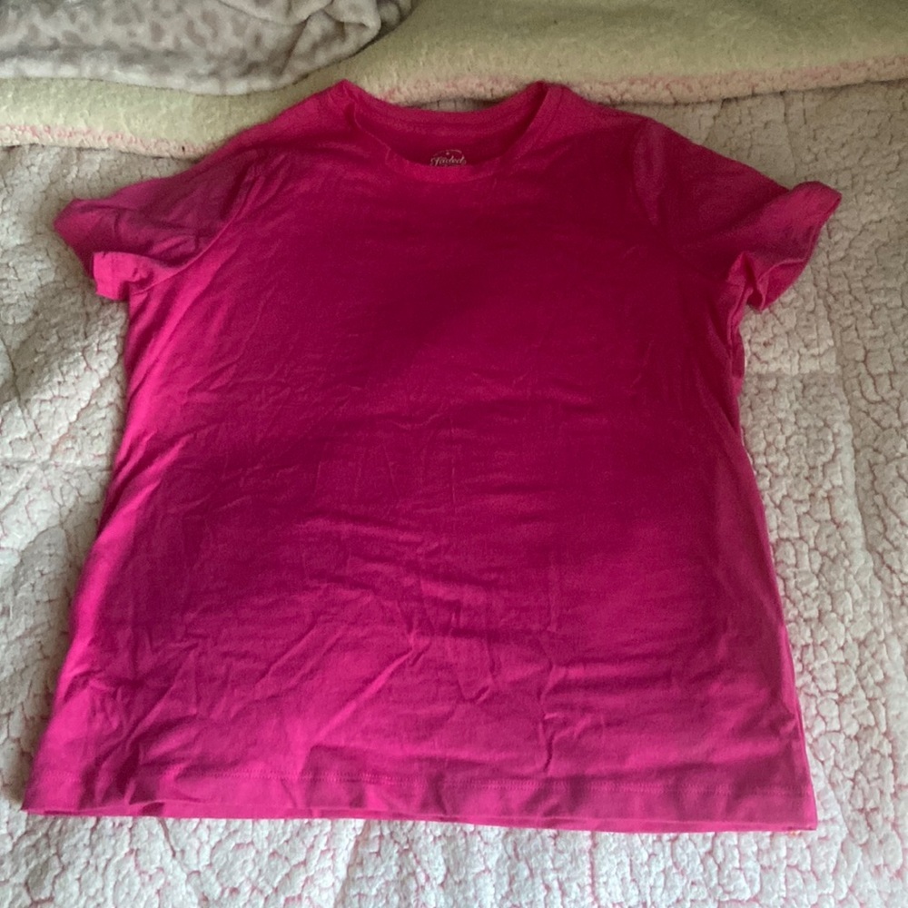 Girls pink tee